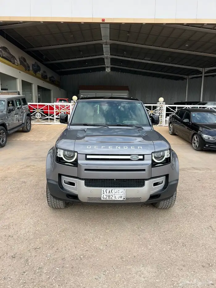 تم البيع -لاندروفر ديفندر Defender 110S 2023 سعودي ناغي 2