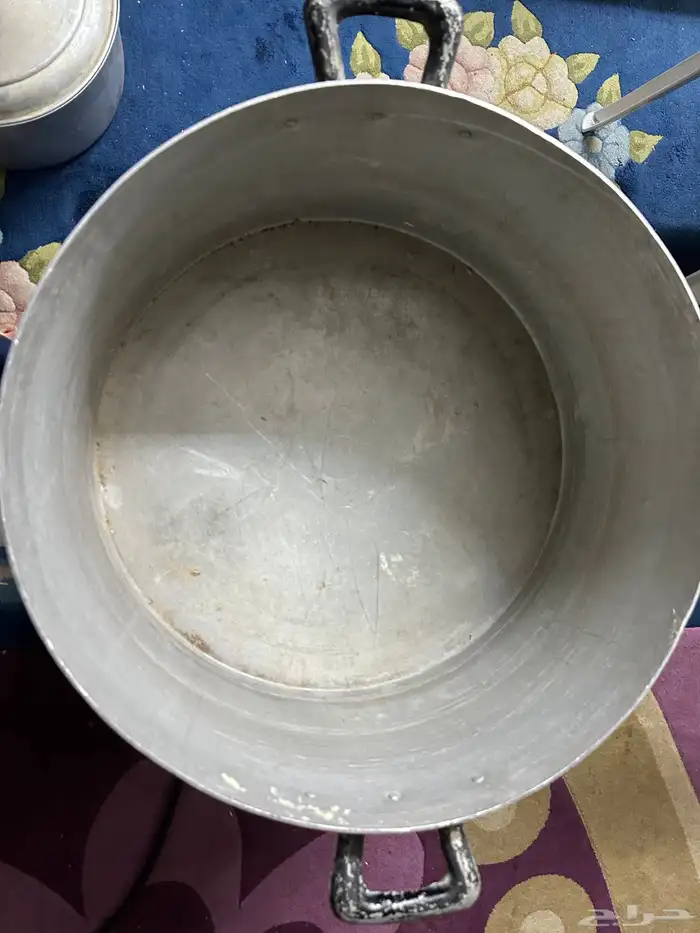 قدور ومركب للبيع 5