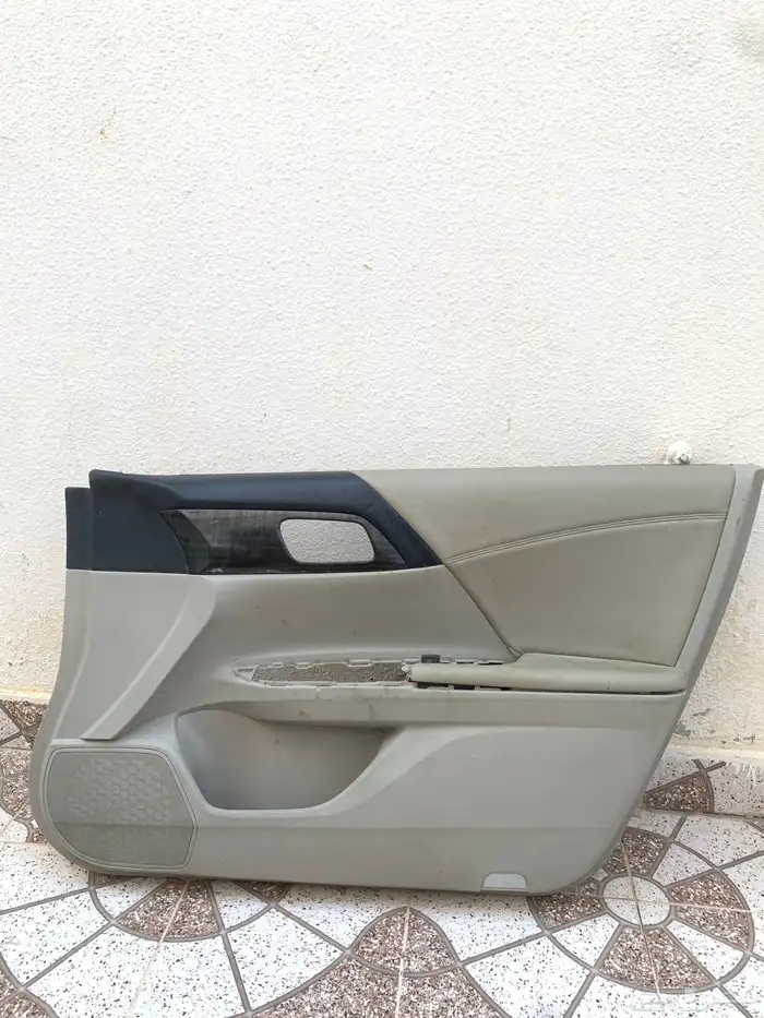 ديكور باب هوندا اكورد امامي يمين باب الراكب 0