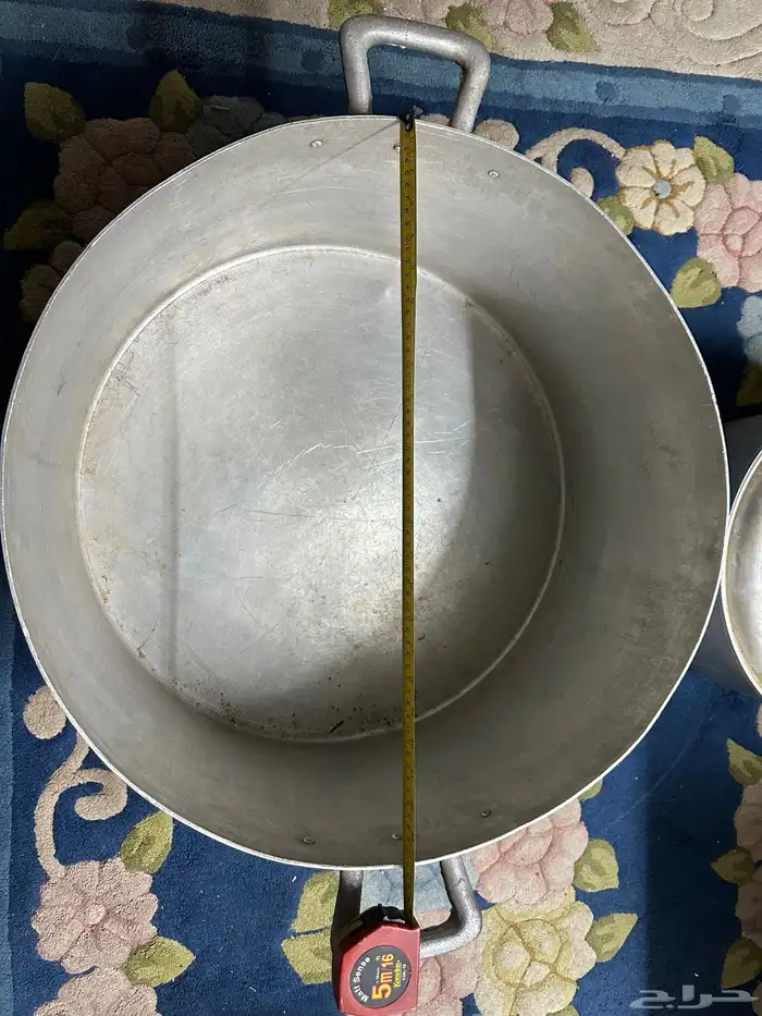 قدور ومركب للبيع 1