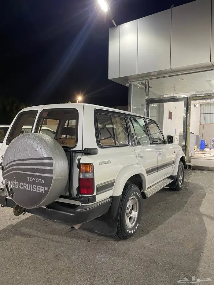 لاندكروزر 94 VXR 21