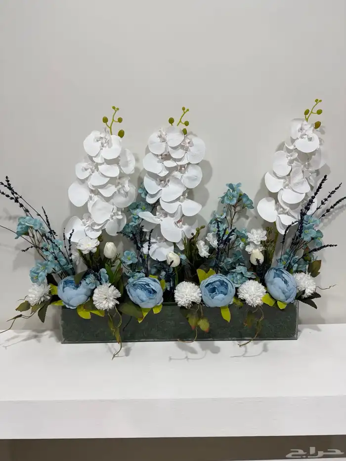 اكريلك ورد صناعي مميز 0