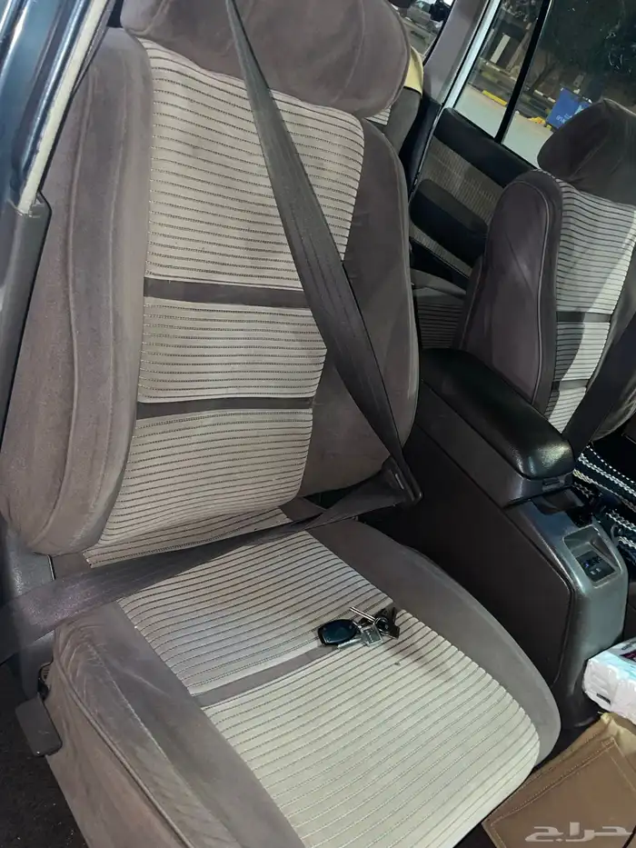 لاندكروزر 94 VXR 13