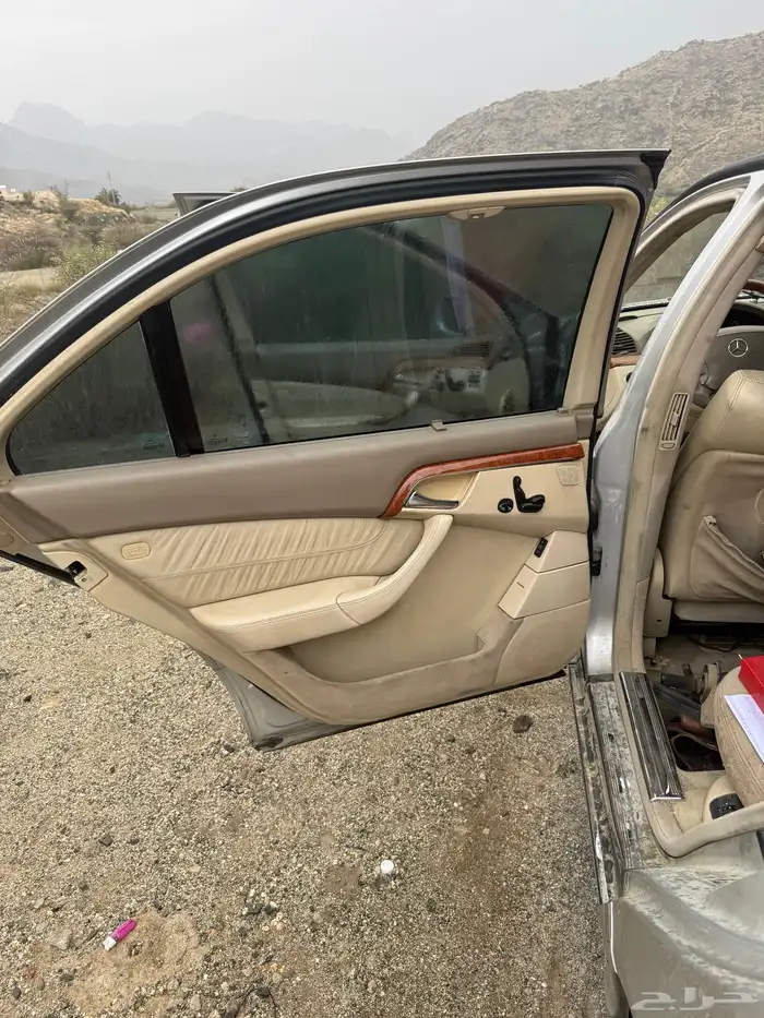 فياقرا 2004 بيع قطع 1