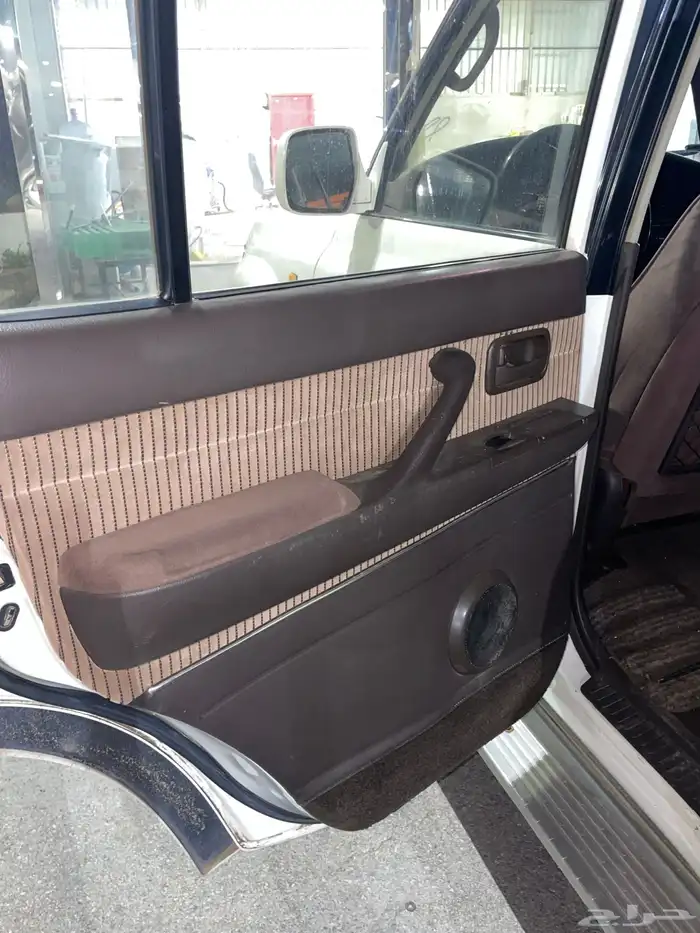 لاندكروزر 94 VXR 14