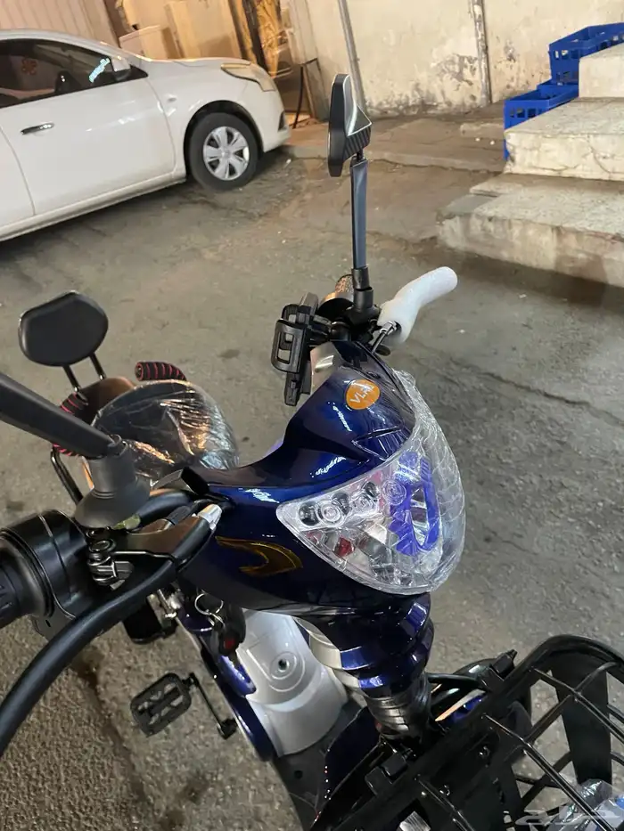سكوتر جديد بقراطيسه 3