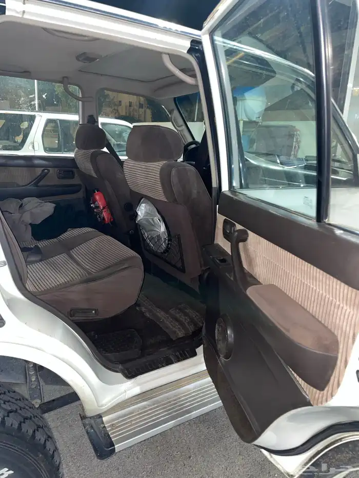 لاندكروزر 94 VXR 10