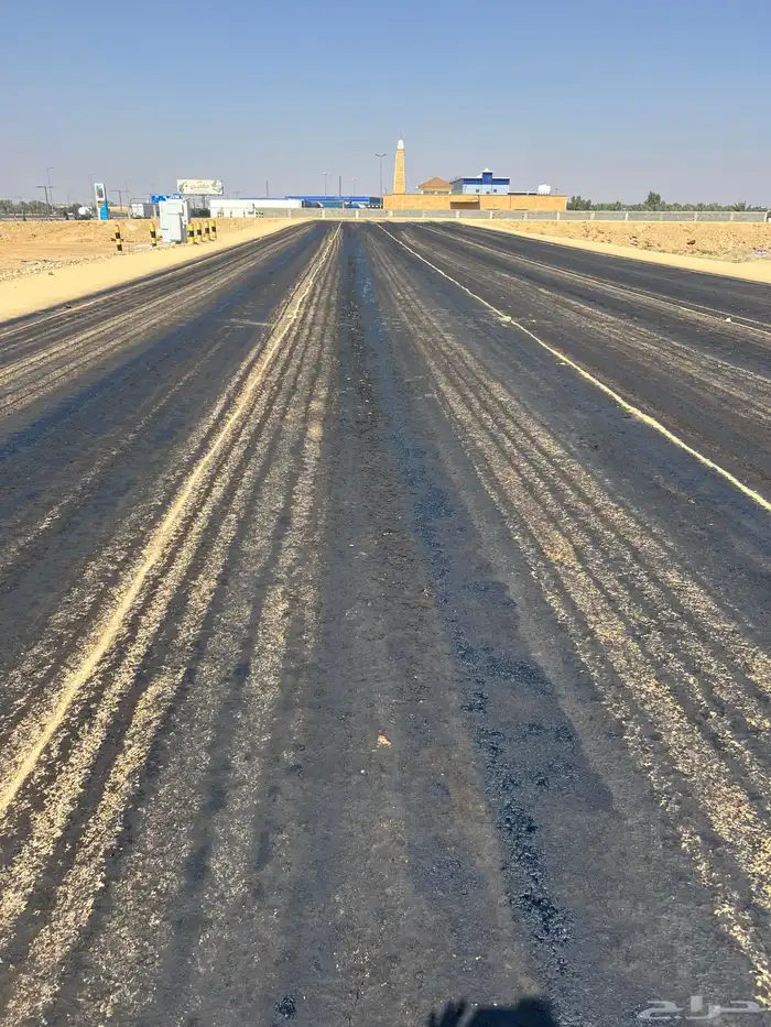 أعمال الأسفلت والتربة 0