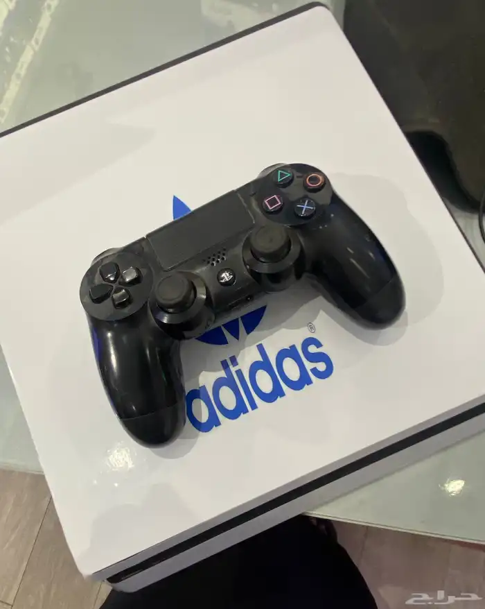 سوني 4 مستعمل نظيف ب 500 0