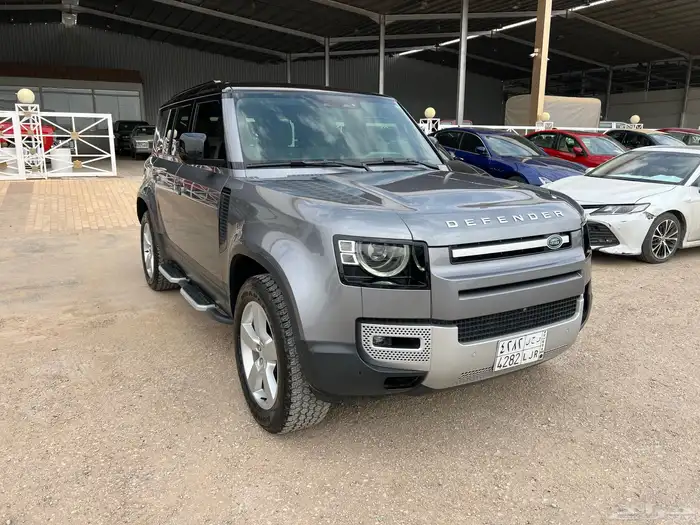 تم البيع -لاندروفر ديفندر Defender 110S 2023 سعودي ناغي 0