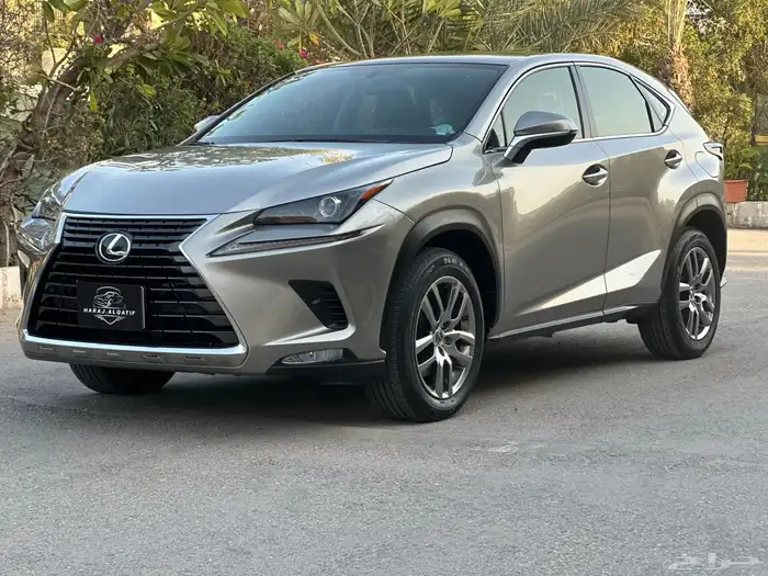 لكزس NX300 4