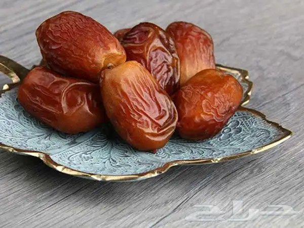 يوجد جميع أنواع التمور ومزارع للإيجار 1