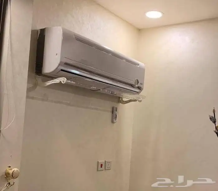 فني تركيب مكيفات 1