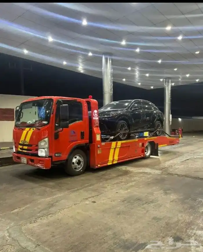 سطحه داخل الخرج و خارجه وبسعر مناسب 0