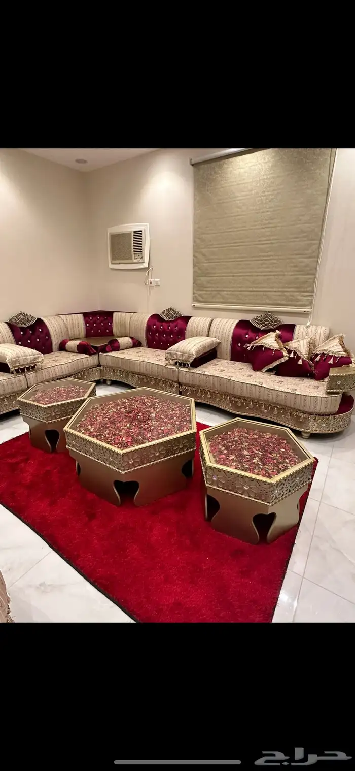 كنب نظيفه وكويسه جدا 2