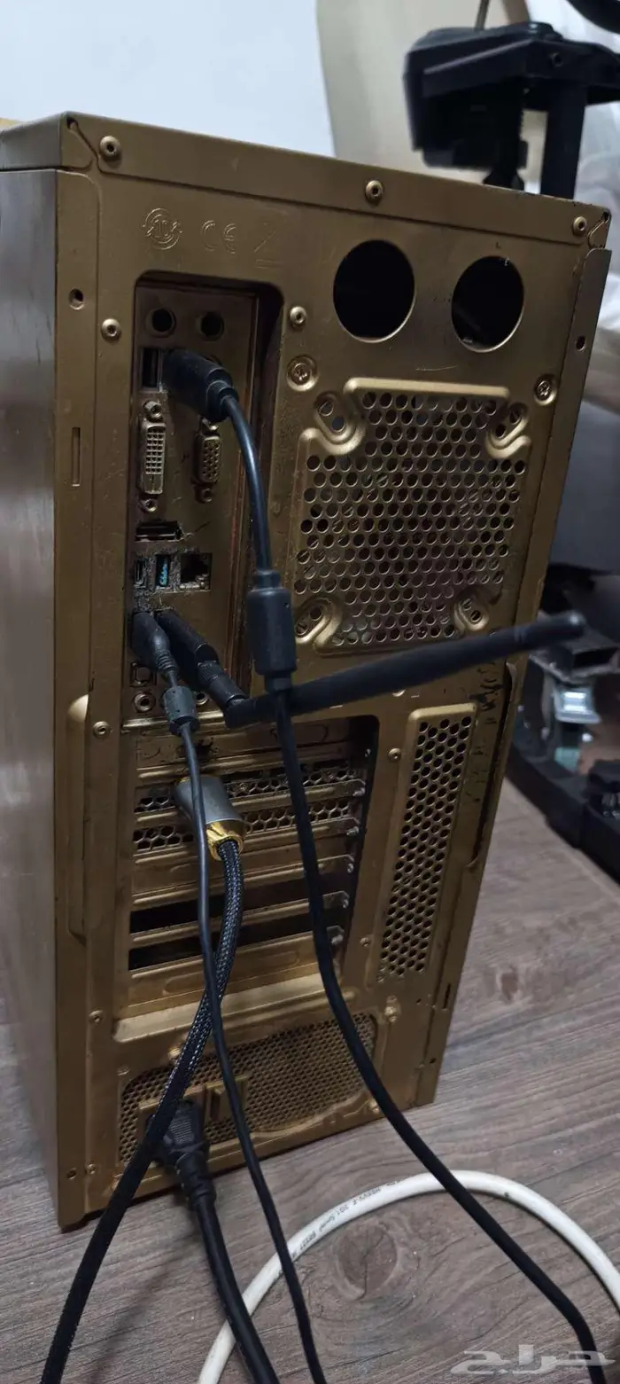 كمبيوتر (PC) بكرت rtx 3070 ومعالح i7700k 4
