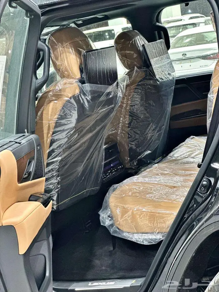 لكزس LX600 BB موديل 2025 - خليجي 10
