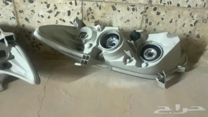 شمعة يمين كامري 2011 4