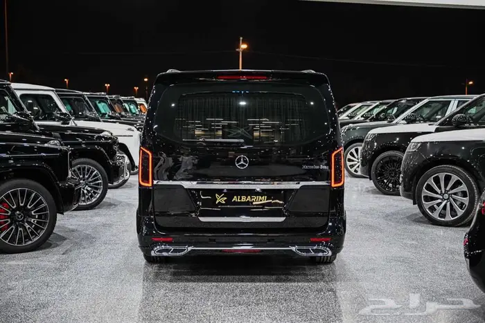 شركة البريمي لسيارات مرسيدس فان 13