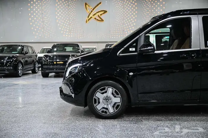 شركة البريمي لسيارات مرسيدس van 2