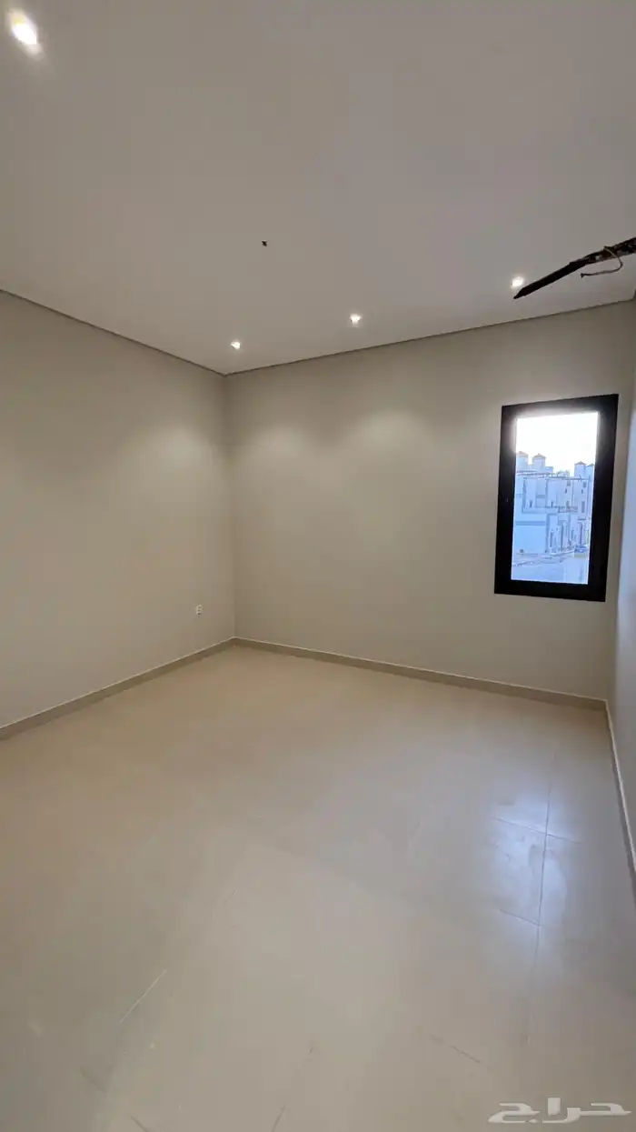 فيلا في العاليه بمساحه 248م و 4 غرف نوم 22