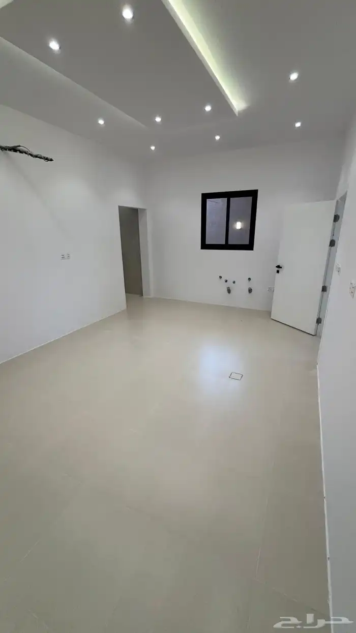 فيلا في العاليه بمساحه 248م و 4 غرف نوم 21