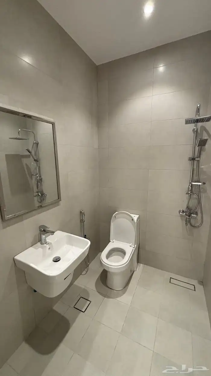 فيلا في العاليه بمساحه 248م و 4 غرف نوم 5