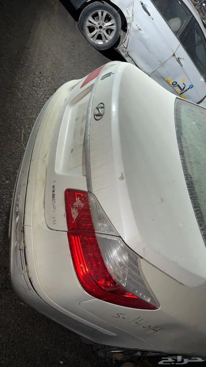 جنيسس 2013 للبيع تشليح قطع غيار 1