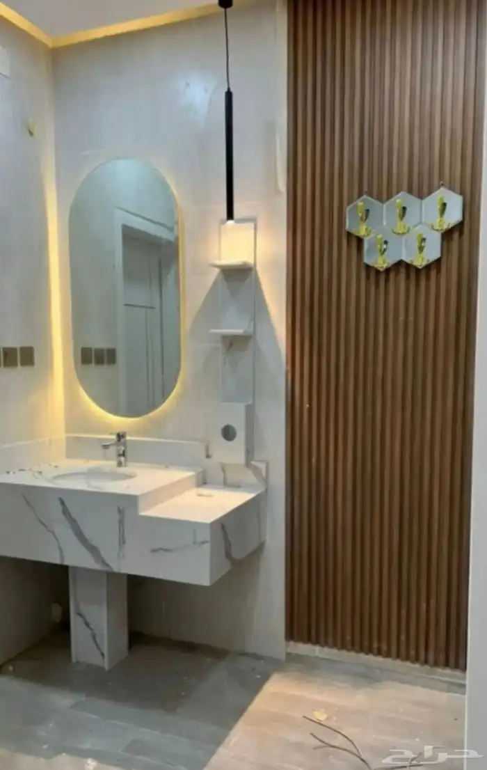 تفصل غرف نوم وتركيب كرات خشبية والتنجيد ودهان الأبواب 6