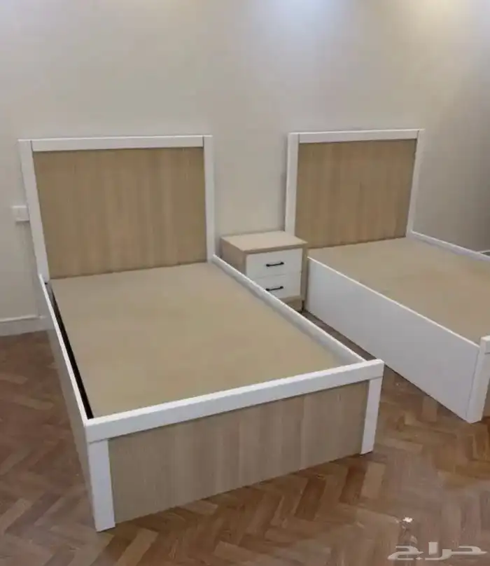 تفصل غرف نوم وتركيب كرات خشبية والتنجيد ودهان الأبواب 19