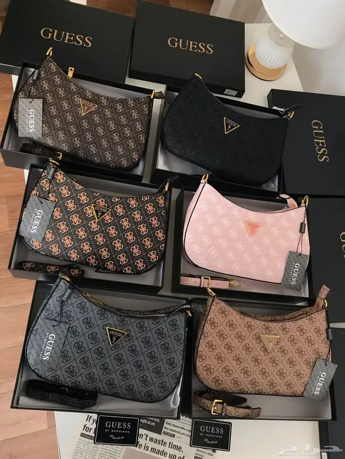 شنط نسائيه ماركه بالملحقات وبسعر خيالي . 15