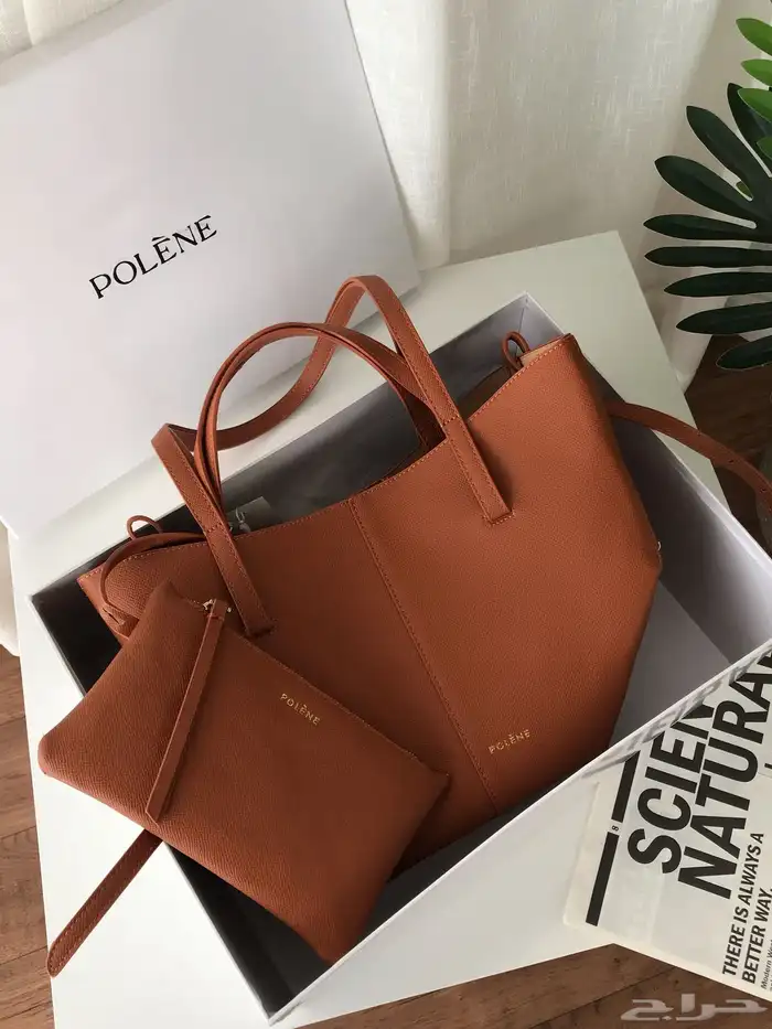 شنط نسائيه ماركه بالملحقات وبسعر خيالي . 28