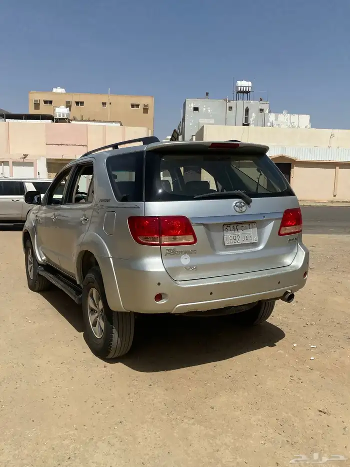 جيب فورشنر مكينه 4000 قير عادي 0