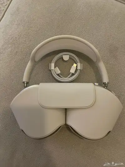 للبيع سماعه AirPods Max شبه جديدة   لون ضوء النجوم 0