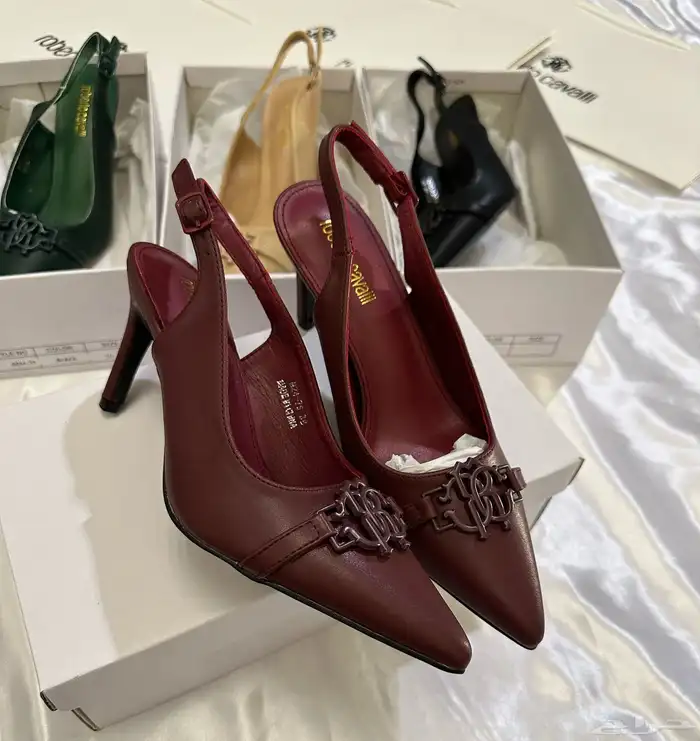 شنط ميو ميو عدة اشكال وعدة خيارات 50