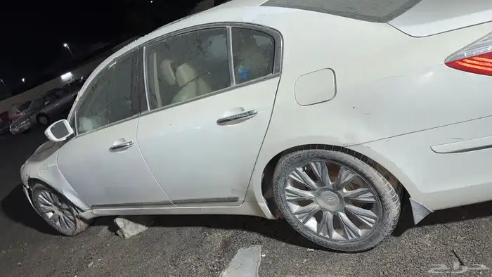 جنيسس 2013 للبيع تشليح قطع غيار 3