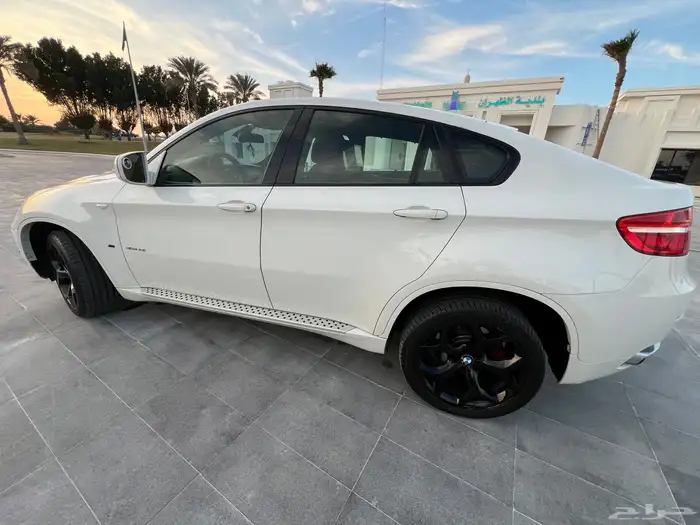 BMW X6 M POWER V8 5L 2013 27
