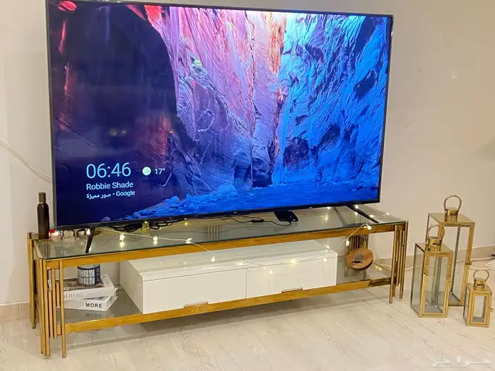 طاولة تلفاز استخدام نظيف جدا  شبهه جديد 2