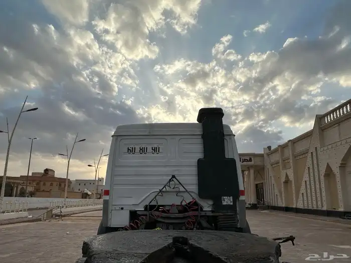(تم البيع) البي 92م حجم 1935 نقل خاص بدون وزن ثاني مالك 10