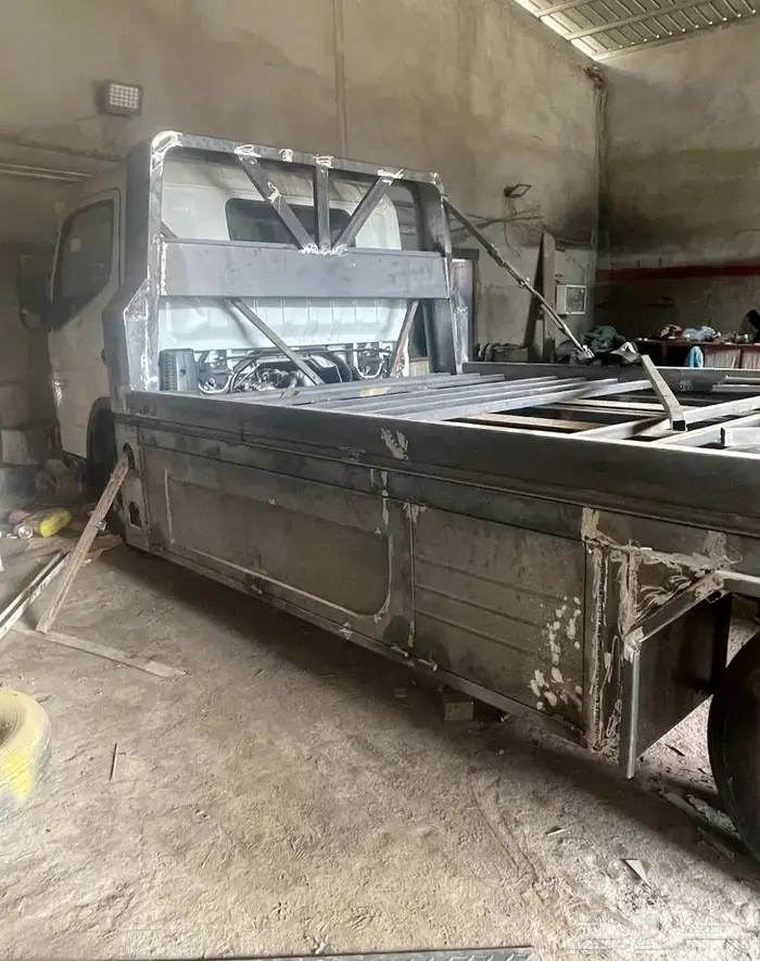 تصنيع صناديق دينات وسطحات وقلابات وكرين 22