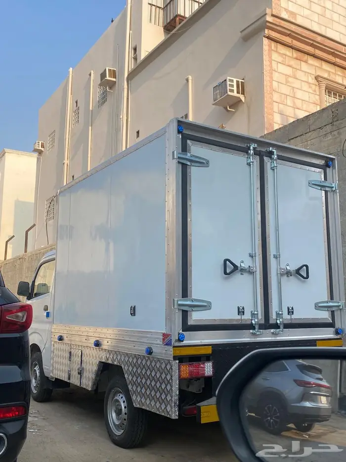 توصيل طلبات مبرده 1