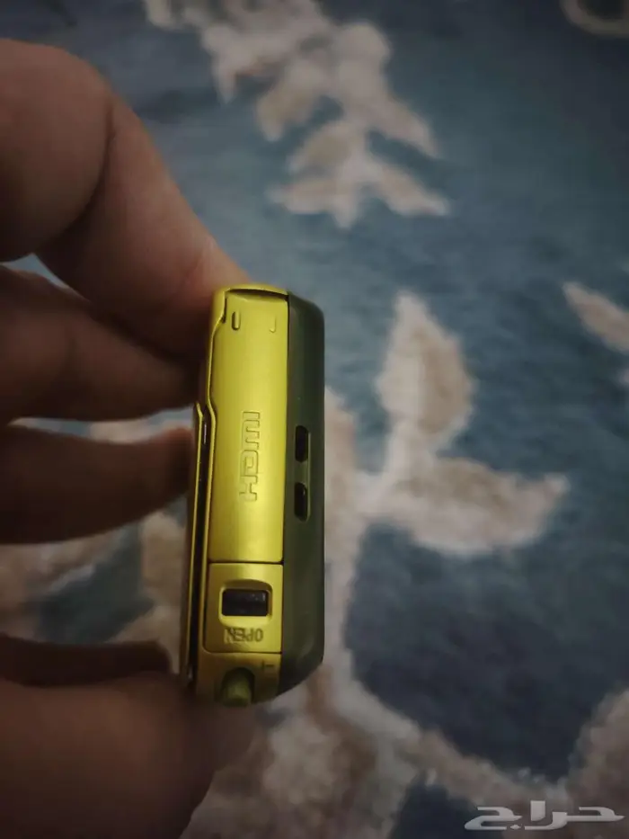 كاميرا سوني ضد الماء وكاميرا كانون ديجيتال 4