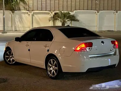 للبيع سيارة فورد ميركوري ميلان 10