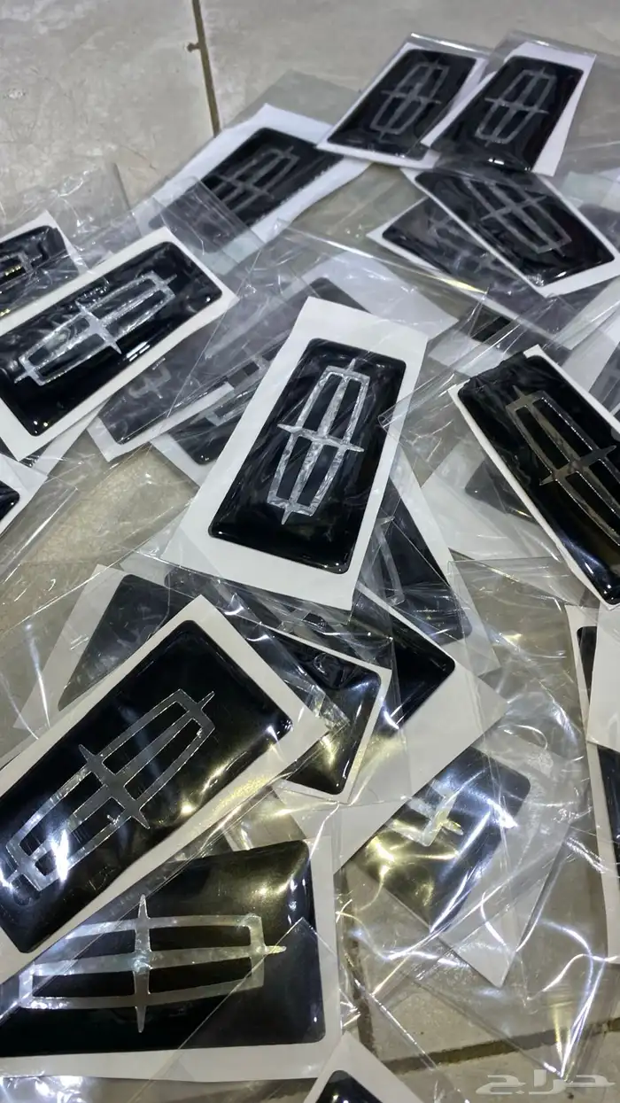 علامة شبك لينكون تاون كار 2003-2010 8