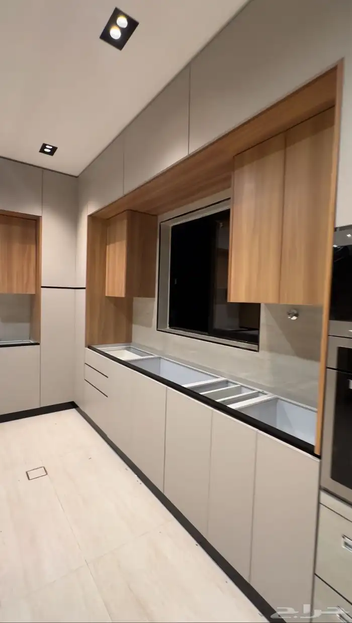 مطبخ قطاع خاص مودرن 3