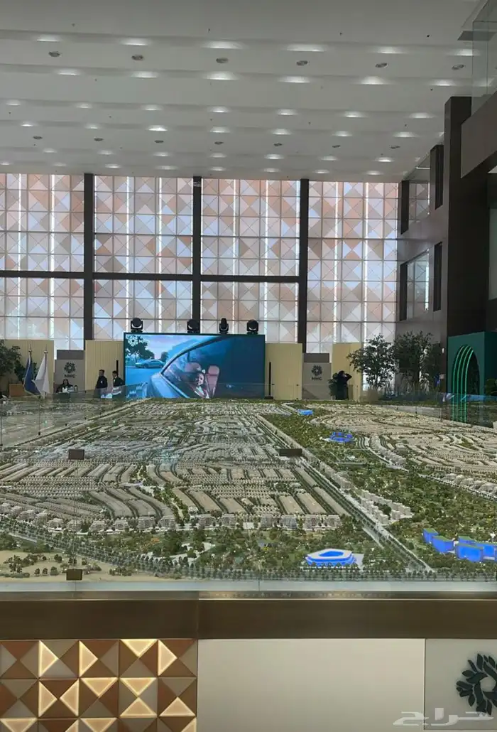 تاجير شاشات التلفزيون العملاقة LED تاجير اجهزة الاضاءت 1