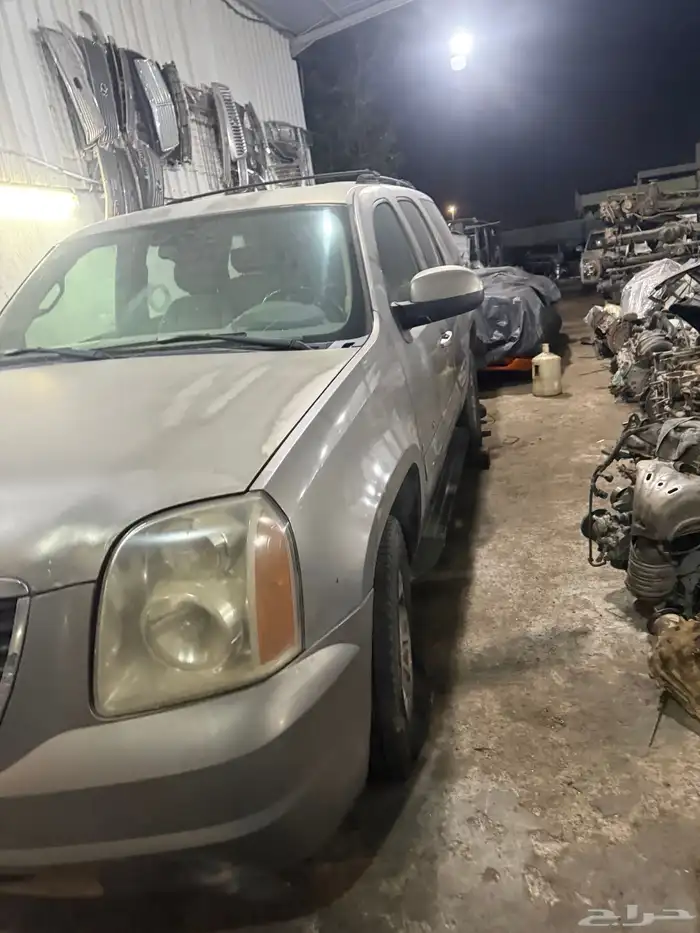 قطع غيار جمس يوكن 2011 تشليح 2