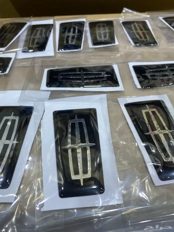 علامة شبك لينكون تاون كار 2003-2010 4