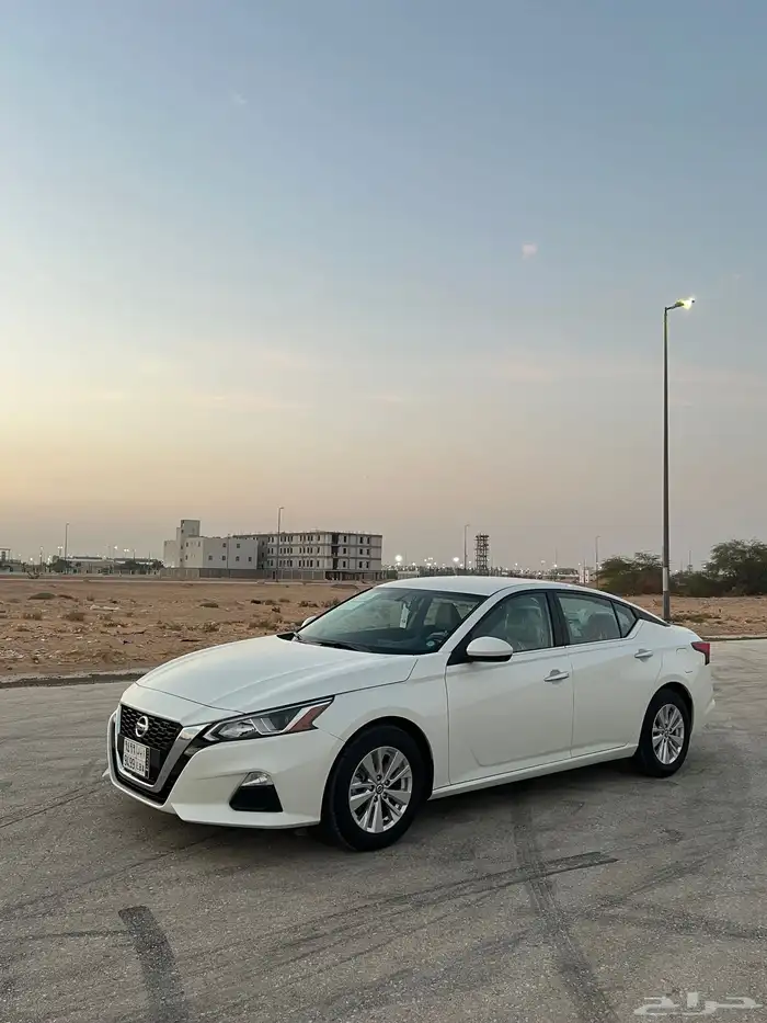 التيما s ستاندر 2021 لؤلؤي شبه جديده عداد 15 الف 5