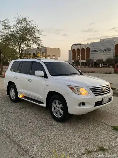 لكزس 570 LX 0